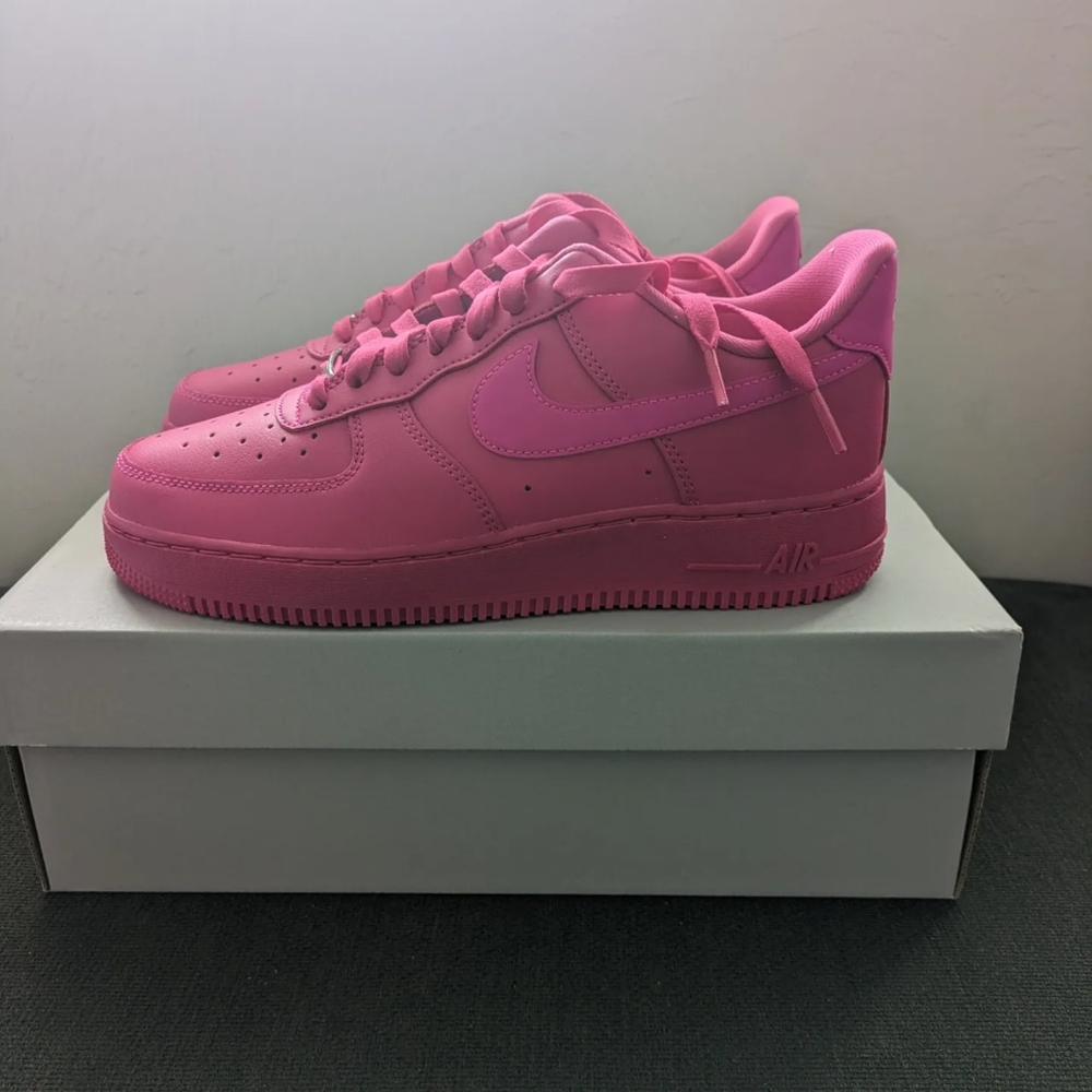 WMNS Nike air force Fireberry size 8.5 and 9